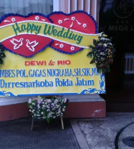 Balikpapan Bunga Papan Happy Wedding di BalikpapanBPPN BP HW 1001