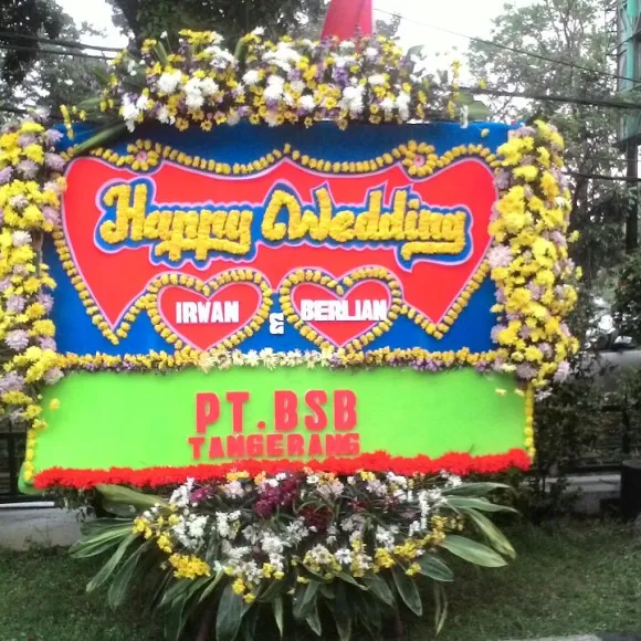 Cibinong Bunga Papan Happy Wedding di Cibinong Bogor<br>CBNG BP HW 1001 1 bunga_papan_happy_wedding_cibinong_3