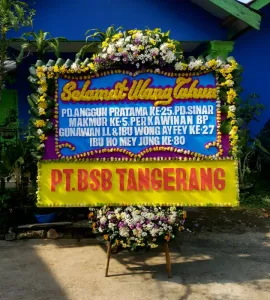 Cianjur Bunga Papan Happy Wedding di CianjurCIJR BP HW 1001