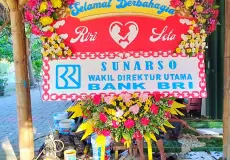 Yogyakarta Bunga Papan Happy Wedding di Yogyakarta<br>YOGY BP HW 801 1 whatsapp_image_2019_06_29_at_16_16_39