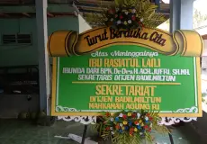 Sumenep Madura Bunga Papan Duka Cita Madura 1 ~blog/2023/4/14/whatsapp_image_2023_04_12_at_15_23_49